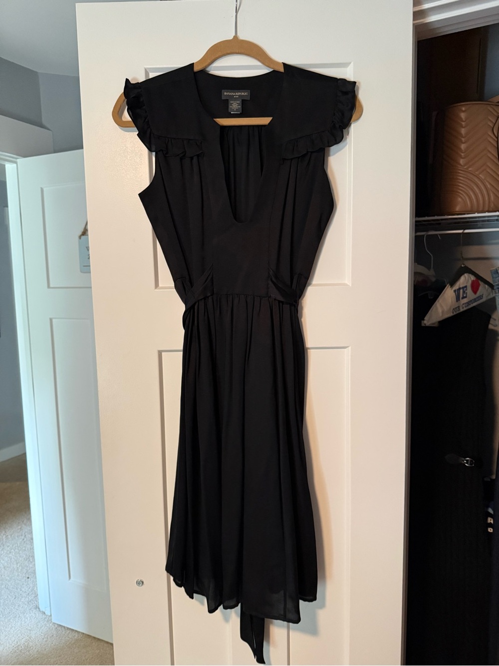 Banana Republic Black Ruffled Cap Sleeve Silk Dress